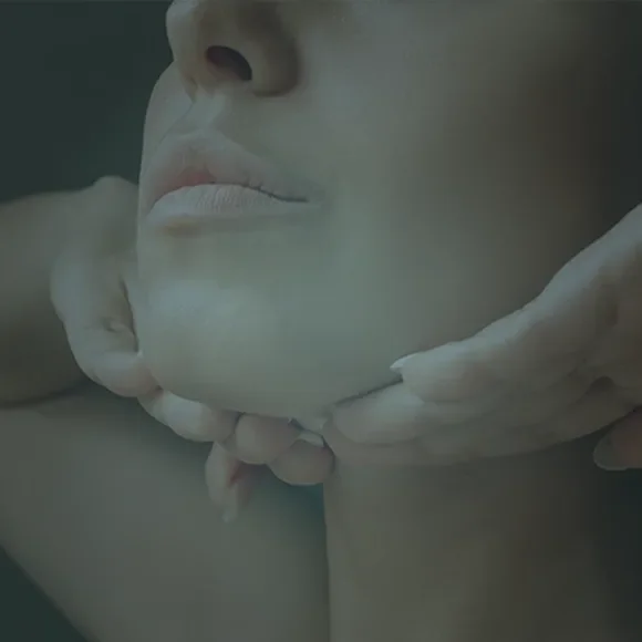 Liposuzione del mento
